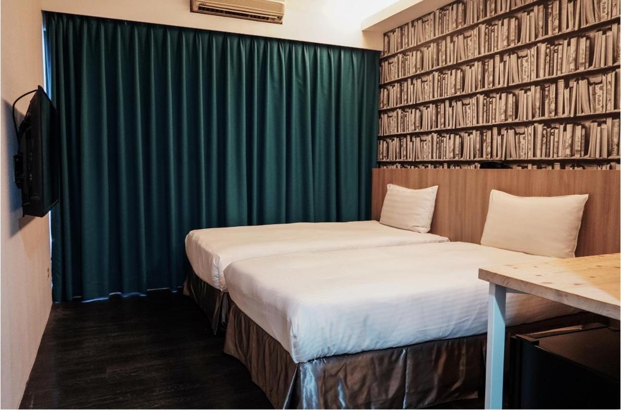 Talmud Hotel Gongyuan Taichung Habitación foto